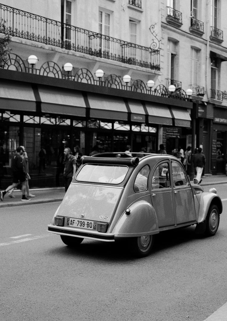 1958 Citroen 2CV in Paris