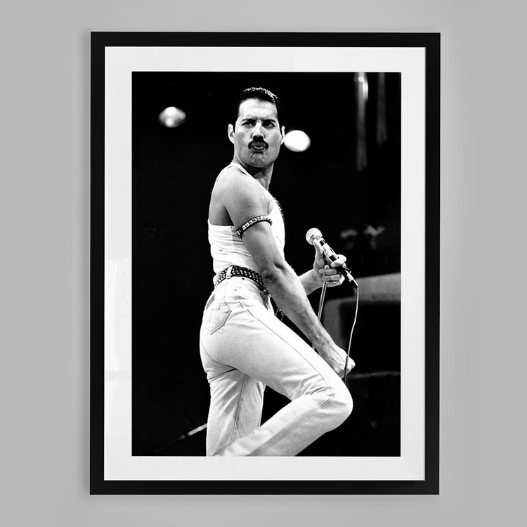 Freddie Mercury, Live Aid. (1985)