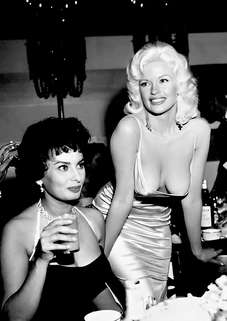 Sophia Loren and Jayne Mansfield. (1957)